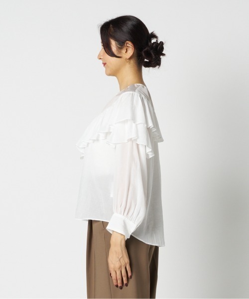 HELIOPOLE(エリオポール)の「FRILL BLOUSE / フリル ブラウス(シャツ/ブラウス・レディース・サックスブルー/ホワイト・38)」の12枚目の写真