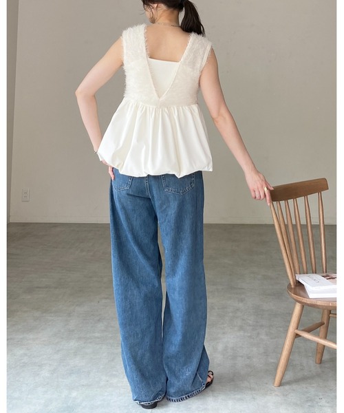 She's Closet(シーズクローゼット)の「前後2wayフェザーヤーン切り替えバルーンペプラムベスト(ベスト・レディース・ブラック/アイボリー/ブラウン・FREE)」の11枚目の写真