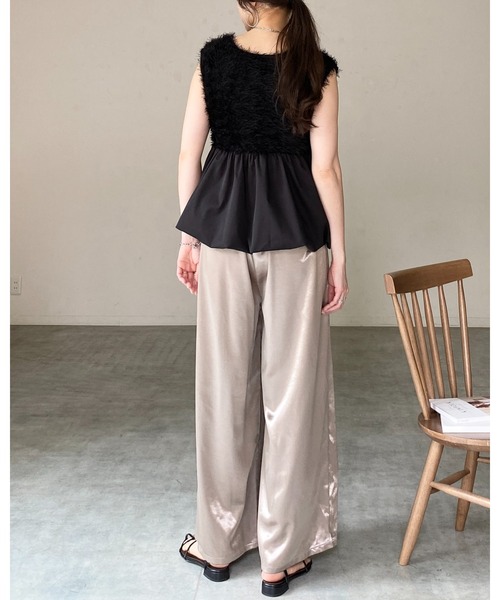 She's Closet(シーズクローゼット)の「前後2wayフェザーヤーン切り替えバルーンペプラムベスト(ベスト・レディース・ブラック/アイボリー/ブラウン・FREE)」の13枚目の写真