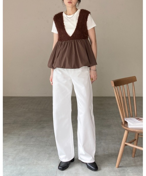 She's Closet(シーズクローゼット)の「前後2wayフェザーヤーン切り替えバルーンペプラムベスト(ベスト・レディース・ブラック/アイボリー/ブラウン・FREE)」の14枚目の写真