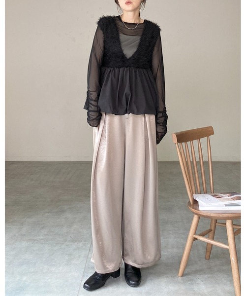 She's Closet(シーズクローゼット)の「前後2wayフェザーヤーン切り替えバルーンペプラムベスト(ベスト・レディース・ブラック/アイボリー/ブラウン・FREE)」の20枚目の写真