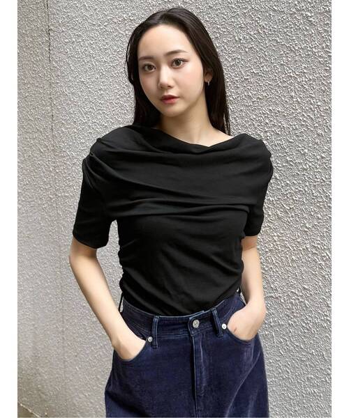 MURUA(ムルーア)の「ドレープワンショルダートップス(Tシャツ/カットソー・レディース・ホワイト/ブラック/ブラウン・FREE)」の12枚目の写真