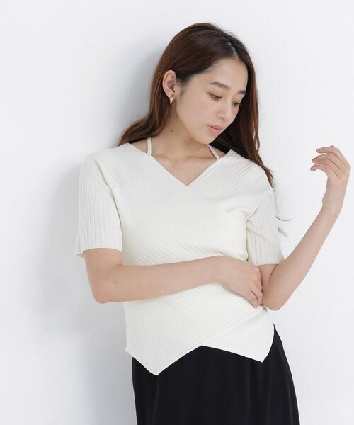 NATURAL BEAUTY BASIC(ナチュラルビューティーベーシック)の「ホルターネックリブニット(ニット/セーター・レディース・イエロー/ブラック/オフホワイト・フリ-)」の2枚目の写真