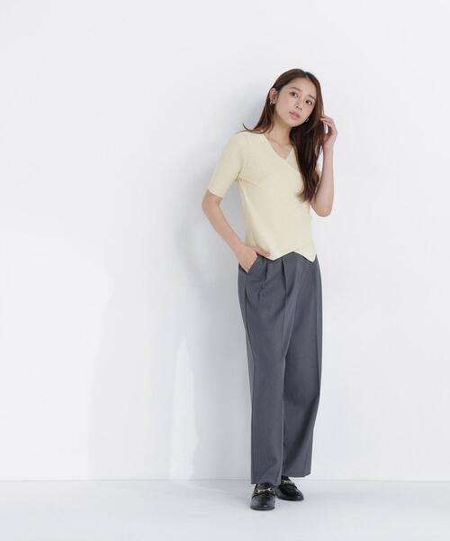 NATURAL BEAUTY BASIC(ナチュラルビューティーベーシック)の「ホルターネックリブニット(ニット/セーター・レディース・イエロー/ブラック/オフホワイト・フリ-)」の7枚目の写真