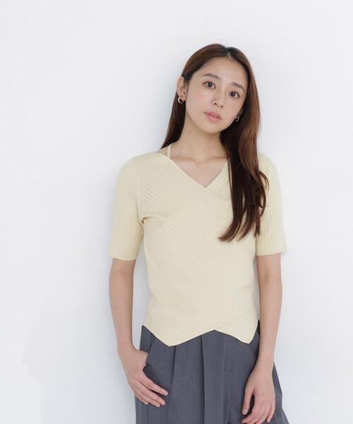 NATURAL BEAUTY BASIC(ナチュラルビューティーベーシック)の「ホルターネックリブニット(ニット/セーター・レディース・イエロー/ブラック/オフホワイト・フリ-)」の10枚目の写真