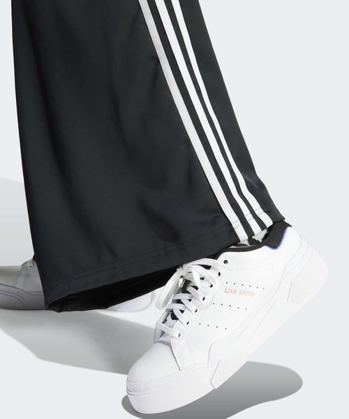 adidas（アディダス）の「サテン ワイドレッグ トラックパンツ / バギーパンツ / アディダスオリジナルス adidas Originals（その他パンツ・レディース・ブラック・XX-LARGE/LARGE/MEDIUM/SMALL/X-LARGE/X-SMALL）」の4枚目の写真