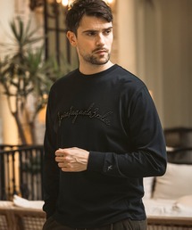 1PIU1UGUALE3 RELAX(ウノピゥウノウグァーレトレ リラックス)スクリプトロゴ スタッズロングTシャツ