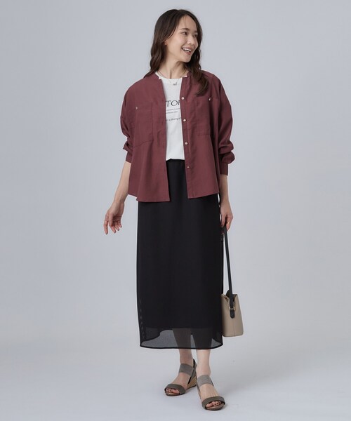 SHOO・LA・RUE(シューラルー)の「【洗濯後しわになりにくい/S-LL】キーネック金ボタンポケットシャツ(シャツ/ブラウス・レディース・ブラウン系その他/ネイビー/ボルドー/ライトベージュ・03/02/01/04)」の15枚目の写真