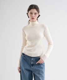 Turtle-Neck Slim Fit Basic Knit (Cream)