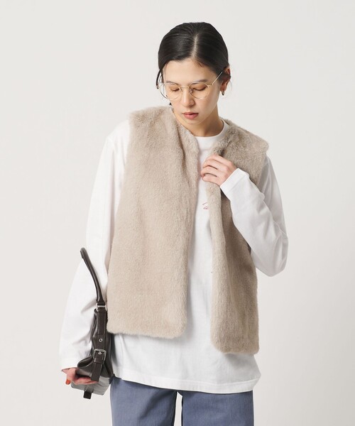 BEAUTY&YOUTH UNITED ARROWS(ビューティーアンドユースユナイテッドアローズ)の「ポリエステル フェイクファー ベスト(ベスト・レディース・ダークブラウン/ベージュ・FREE)」の3枚目の写真