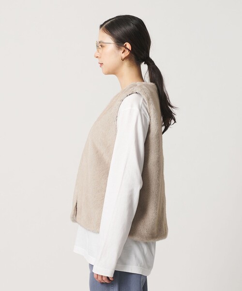 BEAUTY&YOUTH UNITED ARROWS(ビューティーアンドユースユナイテッドアローズ)の「ポリエステル フェイクファー ベスト(ベスト・レディース・ダークブラウン/ベージュ・FREE)」の11枚目の写真