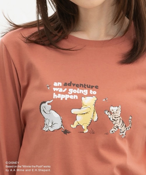 Honeys(ハニーズ)の「プーさん/長袖Tシャツ(Tシャツ/カットソー・レディース・ベージュ/カーキ/オフホワイト/ライトオレンジ系1/ブラック/ブルー・L/LL/M)」の6枚目の写真