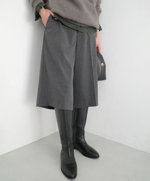 SLOBE IENA(スローブイエナ)の「TRハーフパンツ(その他パンツ・レディース・ブラック/チャコールグレー・36/38)」の15枚目の写真
