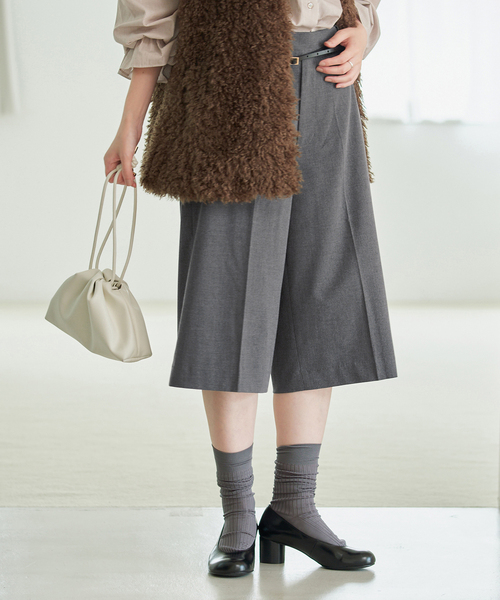 SLOBE IENA(スローブイエナ)の「TRハーフパンツ(その他パンツ・レディース・ブラック/チャコールグレー・36/38)」の10枚目の写真
