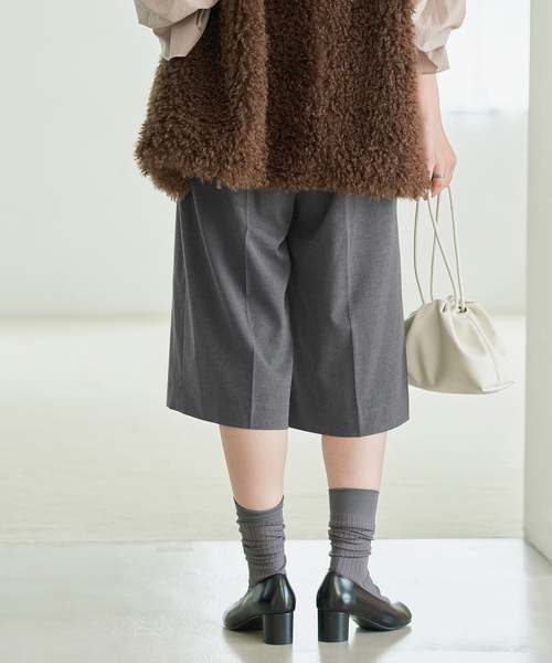 SLOBE IENA(スローブイエナ)の「TRハーフパンツ(その他パンツ・レディース・ブラック/チャコールグレー・36/38)」の11枚目の写真