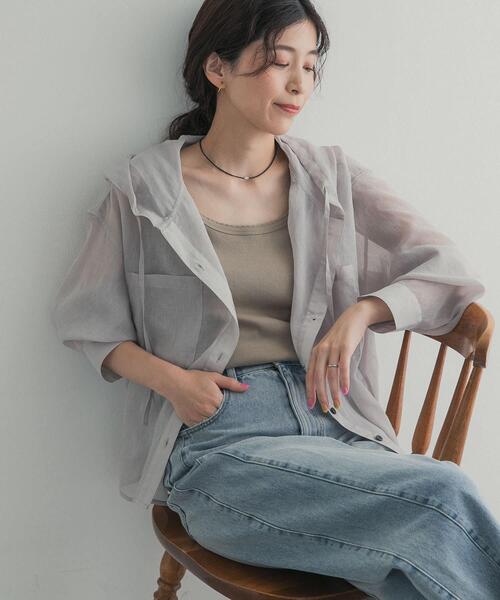 URBAN RESEARCH DOORS（アーバンリサーチドアーズ）の「シアーフーディーシャツ | シアーシャツ/フードシャツ/羽織/UV対策/大人カジュアル（シャツ/ブラウス・レディース・ネイビー/ライトグレー/チャコールグレー・FREE）」の3枚目の写真