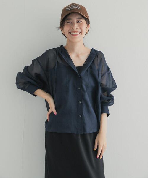 URBAN RESEARCH DOORS（アーバンリサーチドアーズ）の「シアーフーディーシャツ | シアーシャツ/フードシャツ/羽織/UV対策/大人カジュアル（シャツ/ブラウス・レディース・ネイビー/ライトグレー/チャコールグレー・FREE）」の19枚目の写真