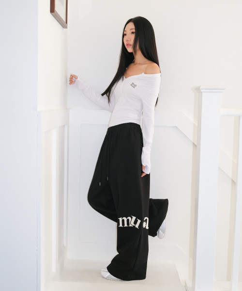 muahmuah（ムーアムーア）の「サイドパッチワイドバンディングパンツ[ブラック]（スウェットパンツ・レディース・その他・FREE）」の8枚目の写真
