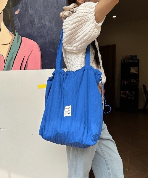 lulufa(ルルファ)の「ドロストデザインビッグショルダーバッグ(トートバッグ・レディース・レッド/ブルー/アイボリー/グレー・FREE)」の22枚目の写真