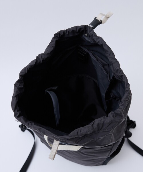 Cotopaxi(コトパクシ)の「【cotopaxi/コトパクシ】Empacable 16L Daypack/バッグパック/16L(バックパック/リュック・レディース・マスタード/ブラック/パープル・フリー)」の22枚目の写真