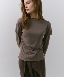 モックネックレイヤードTシャツ、トープ