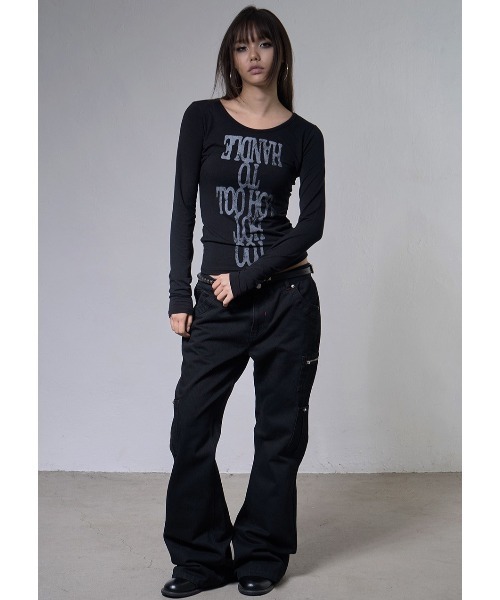 FANCY CLUB(ファンシークラブ)の「A'GEM/9 × .kom 『FANCY CLUB/ファンシークラブ』 TOO HOT LONG SLEEVE/TOOHOT ロングスリーブカットソー(Tシャツ/カットソー・レディース・ブラック/ホワイト・FREE)」の4枚目の写真