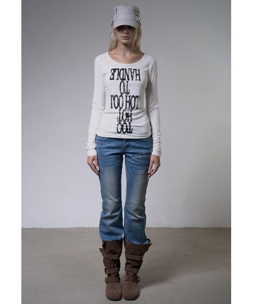 FANCY CLUB(ファンシークラブ)の「A'GEM/9 × .kom 『FANCY CLUB/ファンシークラブ』 TOO HOT LONG SLEEVE/TOOHOT ロングスリーブカットソー(Tシャツ/カットソー・レディース・ブラック/ホワイト・FREE)」の11枚目の写真