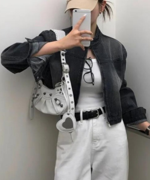 semplice(センプリチェ)の「デニムジャケット【韓国ファッション】(デニムジャケット・レディース・ブルー/ブラック・F)」の10枚目の写真