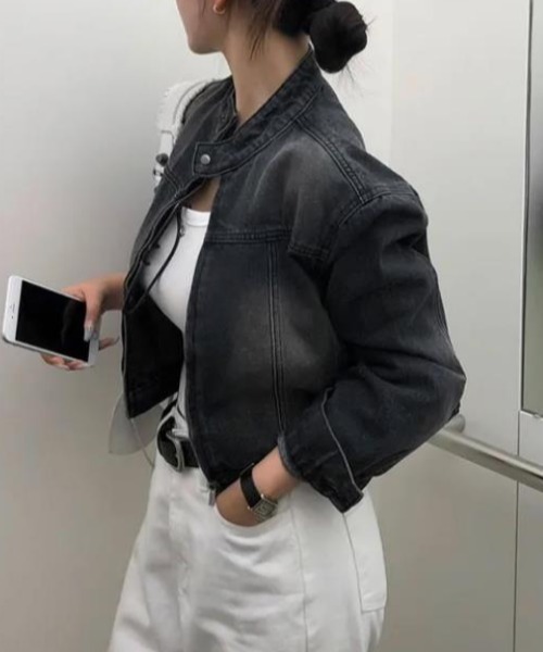 semplice(センプリチェ)の「デニムジャケット【韓国ファッション】(デニムジャケット・レディース・ブルー/ブラック・F)」の11枚目の写真