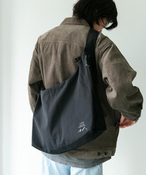 URBAN RESEARCH DOORS(アーバンリサーチドアーズ)の「撥水MULTIPOCKET SHOULDER(ショルダーバッグ・メンズ・ブラック/ネイビー/ダークグレー・-)」の2枚目の写真