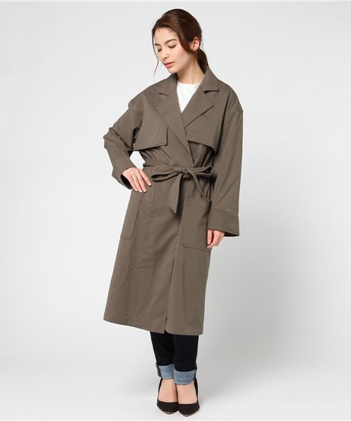 LBC（エルビーシー）の「着流しトレンチ    （トレンチコート・レディース・オリーブ/ベージュ・MEDIUM/LARGE）」の2枚目の写真