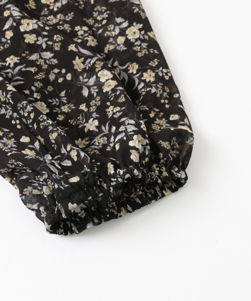 URBAN RESEARCH（アーバンリサーチ）の「 UR ギャザーロングワンピース　（ワンピース・レディース・カーキ/その他1・FREE）」の11枚目の写真