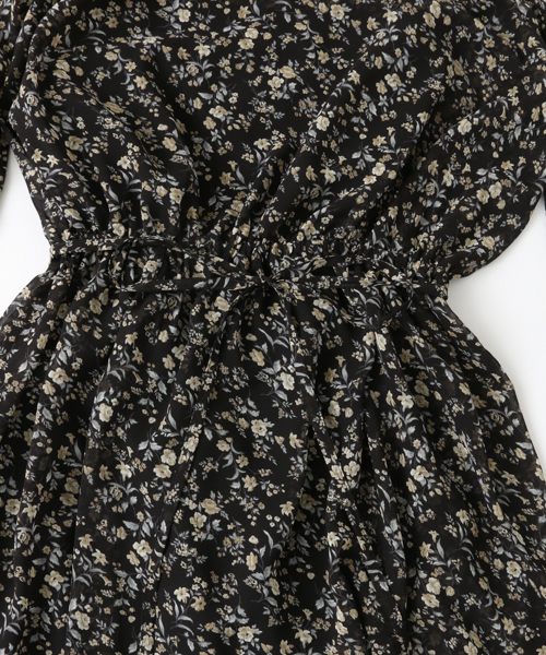 URBAN RESEARCH（アーバンリサーチ）の「 UR ギャザーロングワンピース　（ワンピース・レディース・カーキ/その他1・FREE）」の12枚目の写真