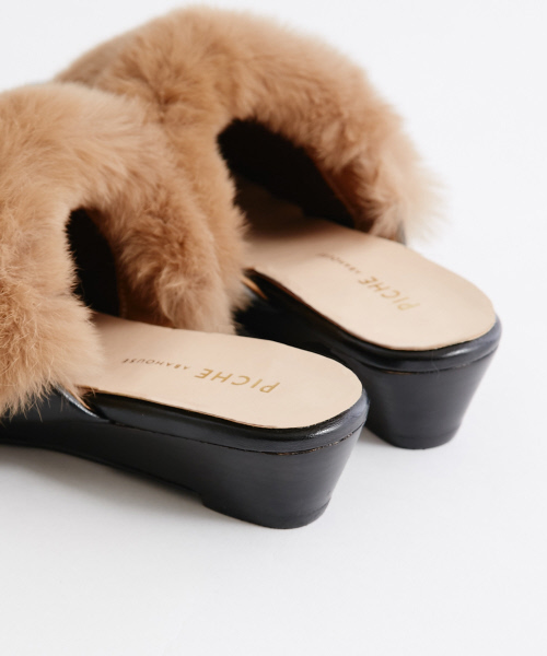 PICHE ABAHOUSE(ピシェ アバハウス)の「【販売店舗限定】ファーミュール(サンダル・レディース・ブラック/ブラウン/カーキ・SMALL/MEDIUM/LARGE)」の7枚目の写真