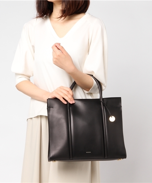 SKAGEN（スカーゲン）の「KATRYN RECESSED ZIP SATCHEL SWH0254 
