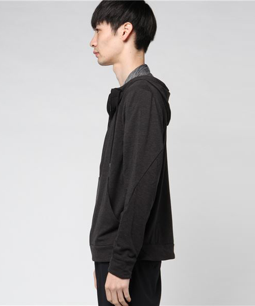 NIKE（ナイキ）の「ナイキ スウェット DRI-FIT フリース フルジップ フーディ（パーカー・メンズ・ブラック/ブルー/グレー・3L/S/L/M/LL）」の4枚目の写真