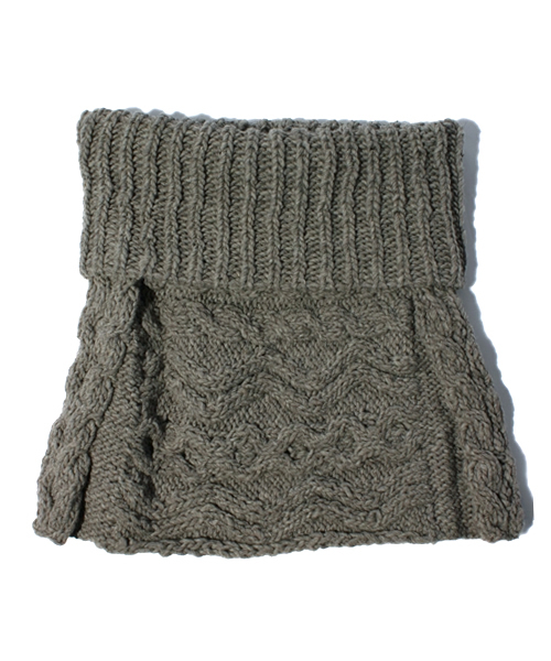 Another Edition(アナザーエディション)の「AE Roving Hand ケープ(ストール/ショール・レディース・グレー/ダークグレー/ベージュ・フリー)」の9枚目の写真