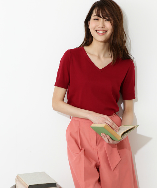 NATURAL BEAUTY BASIC（ナチュラルビューティーベーシック）の「セーターマシーンVネックニット（ニット/セーター・レディース・ホワイト系その他/オフホワイト/レッド/ネイビー・MEDIUM）」の11枚目の写真