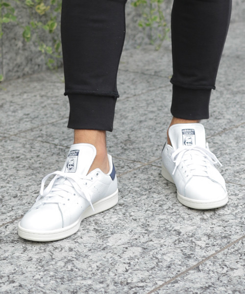 adidas(アディダス)の「【adidas(アディダス)】STANSMITH スタンスミス(MEN)(スニーカー・メンズ・ブルー・SMALL/MEDIUM/LARGE)」の1枚目の写真