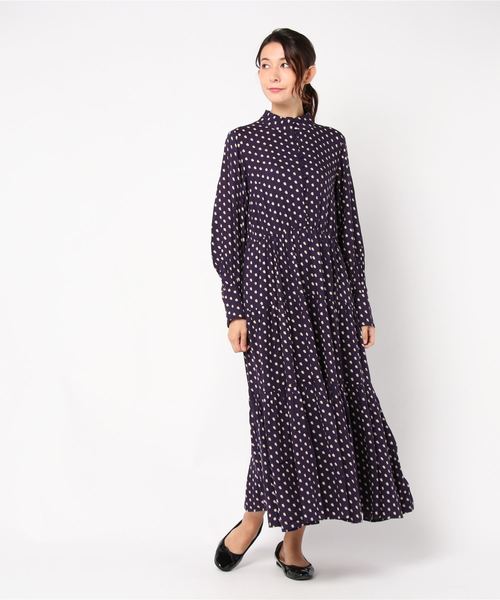 cepo（セポ）の「小花ティアードマキシワンピース（ワンピース・レディース・ブラック/ネイビー・M）」の10枚目の写真