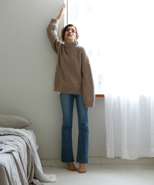 marjour（マージュール）の「STRETCH FLARE DENIM（デニムパンツ・レディース・ブラック/インディゴブルー・SMALL/MEDIUM）」の22枚目の写真