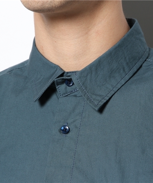 WHO'S WHO gallery（フーズフーギャラリー）の「MA-1ポケットRGシャツ（シャツ/ブラウス・メンズ・ホワイト/ブルー・MEDIUM/LARGE）」の6枚目の写真