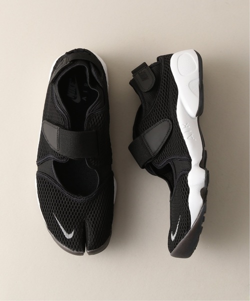 NIKE(ナイキ)の「NIKE / ナイキ ウィメンズ エアリフトブリーズ(サンダル・メンズ・ホワイト/ブラック・29cm/28cm/27cm)」の6枚目の写真