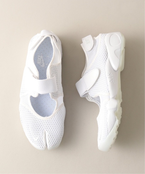 NIKE(ナイキ)の「NIKE / ナイキ ウィメンズ エアリフトブリーズ(サンダル・メンズ・ホワイト/ブラック・29cm/28cm/27cm)」の10枚目の写真