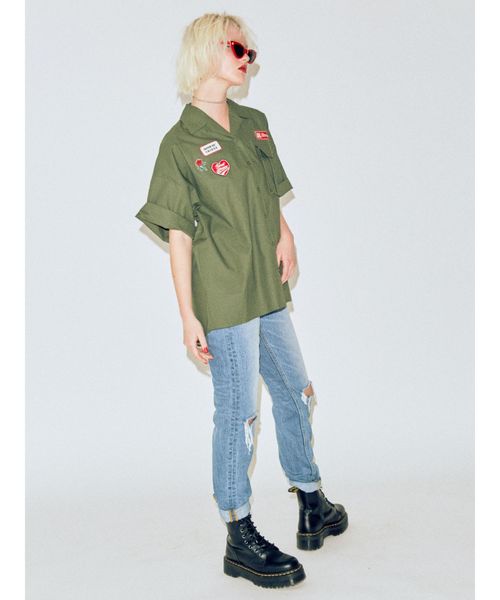 jouetie（ジュエティ）の「ワッペンワークシャツ（シャツ/ブラウス・レディース・カーキ/ボルドー/その他1・MEDIUM）」の20枚目の写真