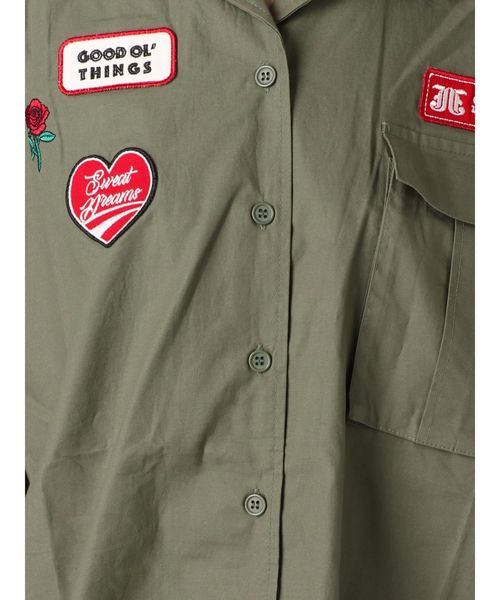 jouetie（ジュエティ）の「ワッペンワークシャツ（シャツ/ブラウス・レディース・カーキ/ボルドー/その他1・MEDIUM）」の8枚目の写真