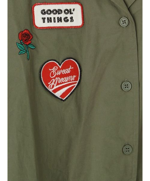 jouetie（ジュエティ）の「ワッペンワークシャツ（シャツ/ブラウス・レディース・カーキ/ボルドー/その他1・MEDIUM）」の5枚目の写真