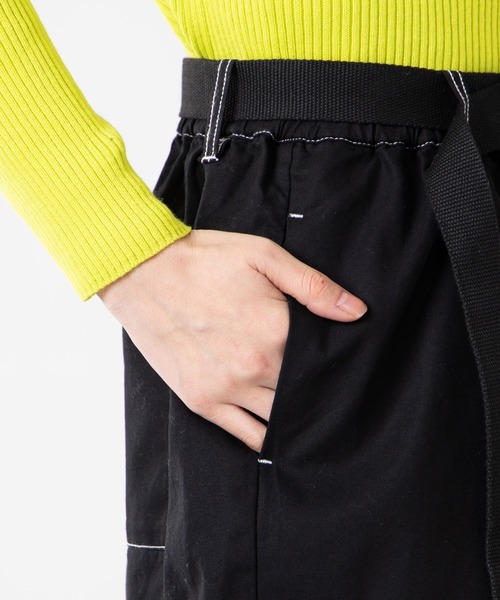 WEGO(ウィゴー)の「WEGO/ベルトステッチショートパンツ(チノパンツ・レディース・ブラック・FREE)」の8枚目の写真