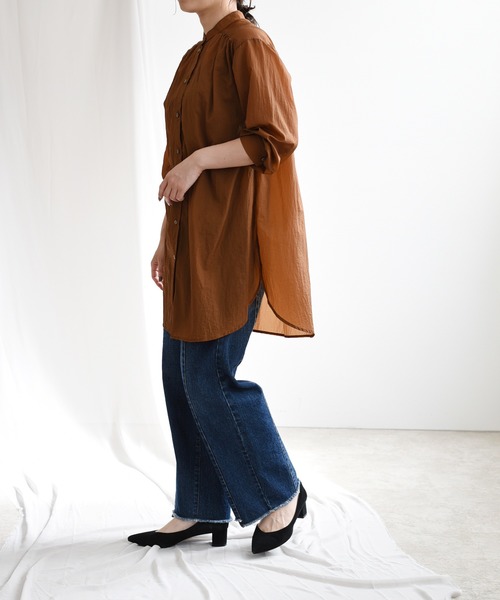 LHELBIE（レルビエ）の「バンドカラーシアーロングシャツ（シャツ/ブラウス・レディース・ベージュ/カーキ/キャメル・M）」の8枚目の写真