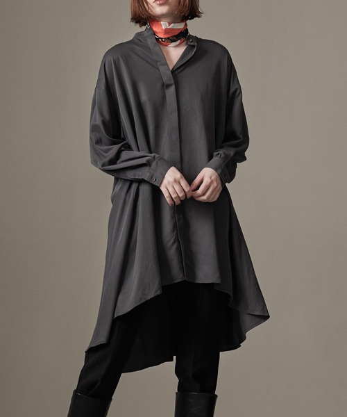 DouDou（ドゥドゥ）の「【新色追加】バックフレアチュニックブラウス（シャツ/ブラウス・レディース・ピンク/スミクロ/グレイッシュベージュ/オフホワイト・FREE）」の3枚目の写真